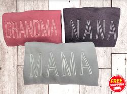 personalized mama embroidered sweatshirt, custom mama heart shirt with name heart on sleeve, mothers day gift personaliz