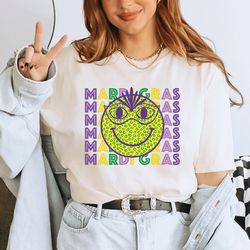 smiley face mardi gras shirt, mardi gras shirt, mardi gras carnival shirt, carnival lover shirt, carnaval shirt, purple