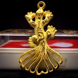 charm pendent millionaire amulet for luck gambling fortunes talisman ( nine-tailed lizard, longevity model, luang pu key