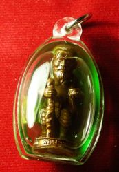 Choo Chok Amulet The old man Chuchok Riak Sap Khor Laew Ruay Paya Khor Powders in Base Bathed in Green Prai Oil 2Takrut