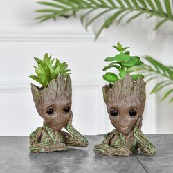 groot man planter pot - lightweight, art deco style with efficient drainage, perfect for plant lovers