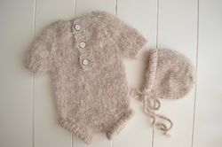 Newborn boy taupe knit romper and hat outfit photo prop. Beige fuzzy set photography prop. Onesie and bonnet. Boho baby