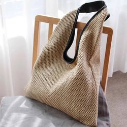 wicker beach bag: stylish and functional companion for your beach days