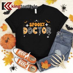 halloween spooky doctor cute groovy doctor halloween t-shirt