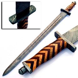 the barons damascus sword custom handmade damascus sword with leather sheath