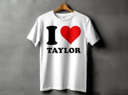 red heart i love taylor t-shirt - unisex t-shirt