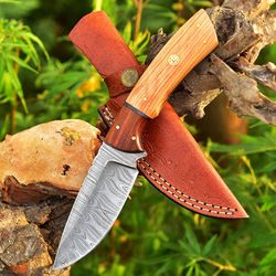 custom handmade damascus hunting knife - best damascus steel blade hunting skinning knife- fixed blade camping knife