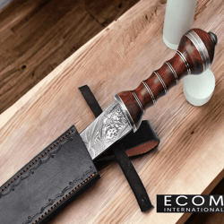 hand forged damascus steel gladiator sword, roman sword, hand made sword, damascus sword with leather sheath