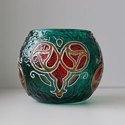 hand-painted emerald green art deco candle holder with customizable background color