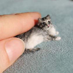 miniature realistic cat to order about 1 inch