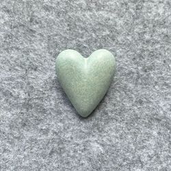 heart ceramic pin