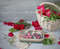 Romantic gift red roses box.jpg