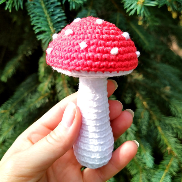 crochet mushroom amigurumi pattern.jpg