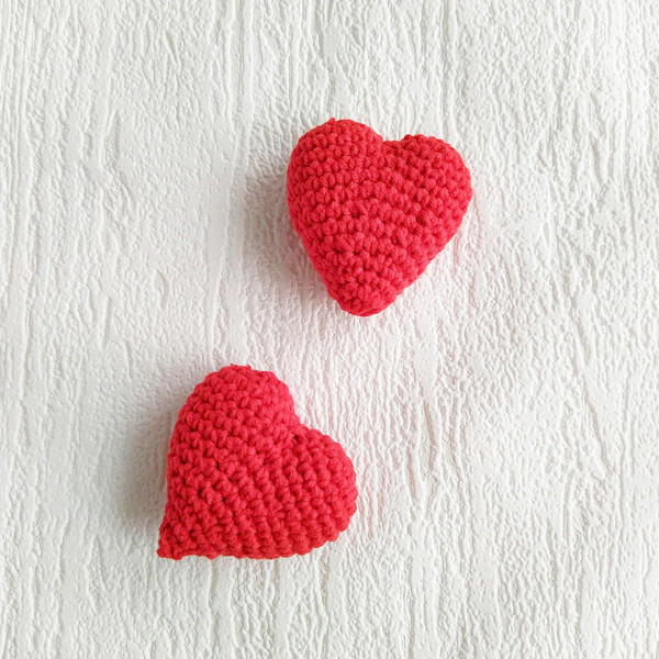 amigurumi heart pattern.jpg