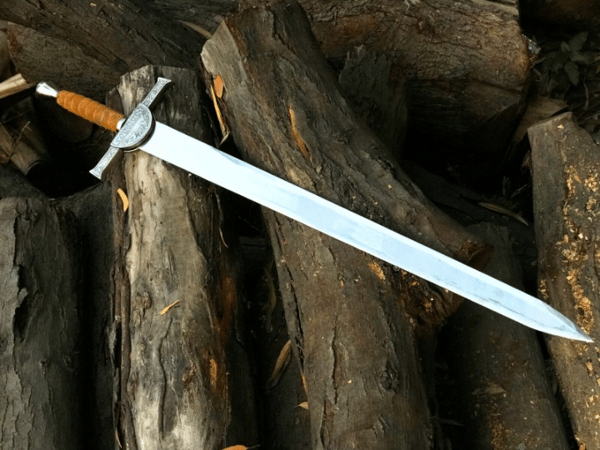 Handmade-Highlander-MacLeod-Sword-in-Stainless-Steel-Highlander-Sword-440c-BladeMaster (1).jpg
