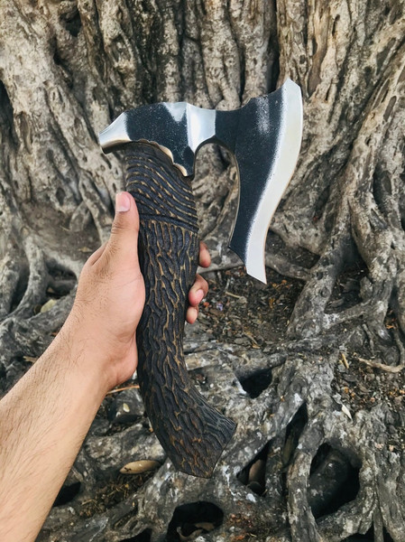 Viking-Valor-Unleashed-Forged-Carbon-Steel-Throwing-Hatchet-Perfect-Gift-for-Husband-Viking-Bearded-Battle-Axe (7).jpg