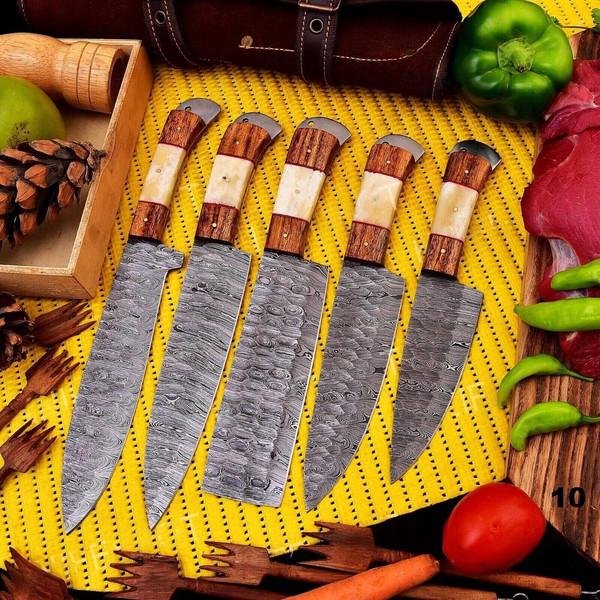 Culinary-Mastery-Unleashed-5-Piece-Professional-Kitchen-Knives-by-BladeMaster (9).jpg