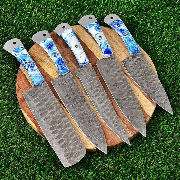 Damascus Steel Chef's Knife Set for Kitchen Excellence  (1).jpg