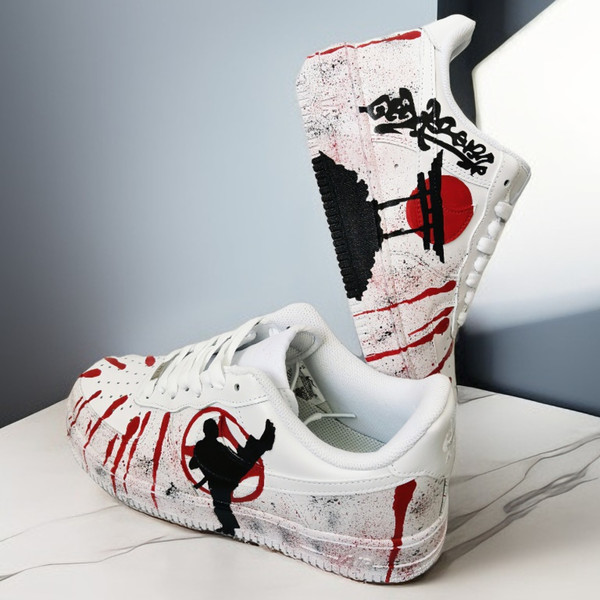 custom- shoes- nike- air- force- woman- sneakers- white- black- art- karate  1.jpg