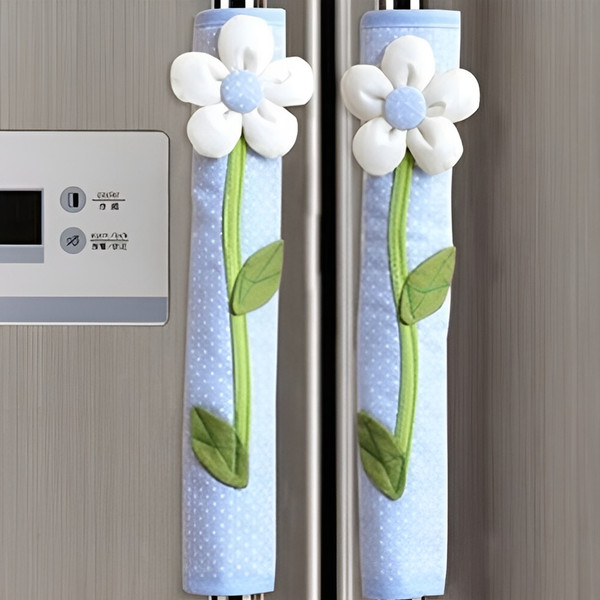 fridgehandlecoversbluewithflower.png