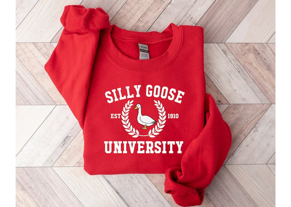 Silly Goose University Crewneck Sweatshirt,Unisex Silly Goose University Shirt,Funny Men's Sweatshirt,Funny Gift for Guys,Funny Goose Tshirt2.jpg
