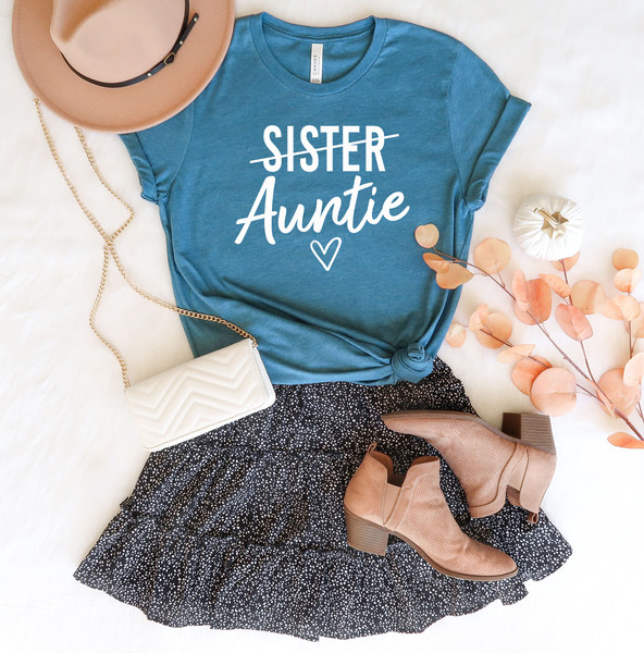 Sister Auntie Shirt, Aunt Shirt, Pregnancy Announcement Shirt, Gift For Auntie, Aunt Shirt, Mother's Day Gift, Shirt For Mom, Shirt for Mama.jpg