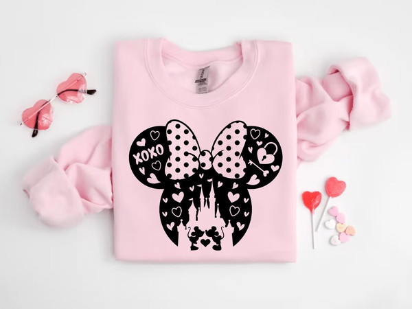 Minnie Head Shirt, Disney Valentine's Day Tee, Mickey Minnie Valentine Shirt, Disney Couple shirt, Disneyland Family Trip Shirt, Minnie Tee.jpg