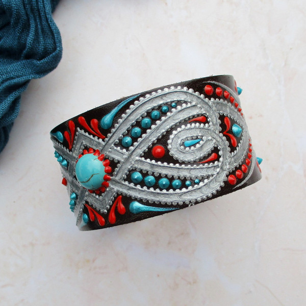 painted-leather-cuff-bracelet.JPG