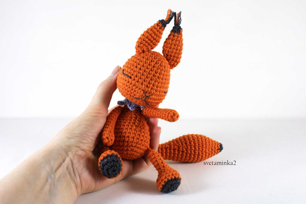 crochet-squirrel-pattern-amigurumi