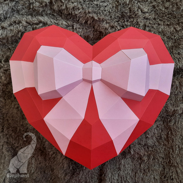 3d papercraft heart low poly paper heart box template SVG for Cricut, studio3 for Silhouette, FCM for Brother, PDF cut files