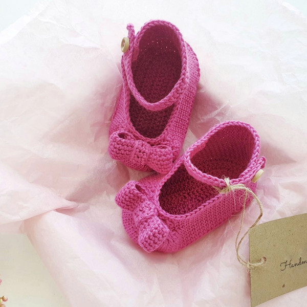 baby booties girl.jpeg