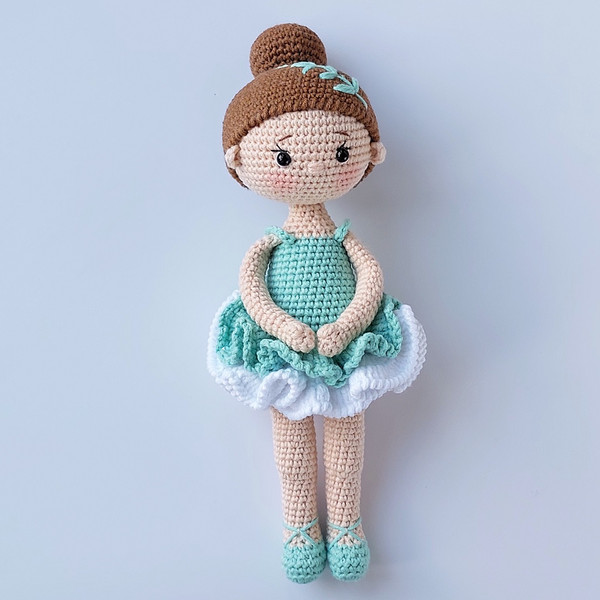 knitted doll.jpg