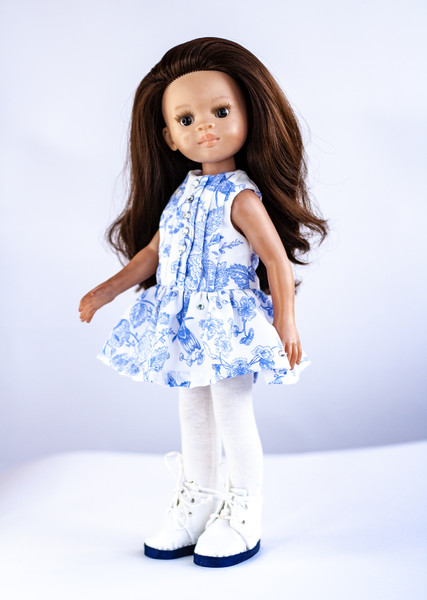 paola reina doll.jpg