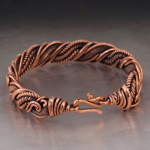 copperbraceletwirewrappedWWA00264-05-02-01.jpeg