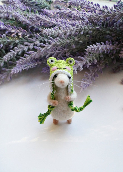 needle-felted-mouse-2