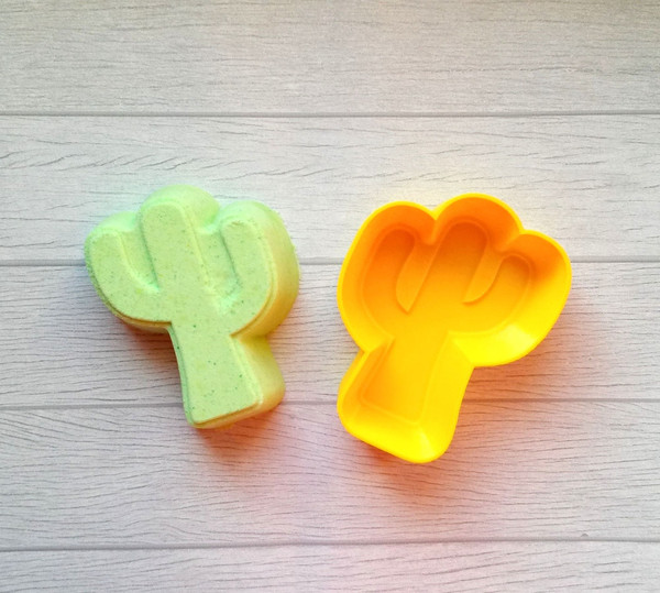 Cactus Bath Bomb Mold 3D model