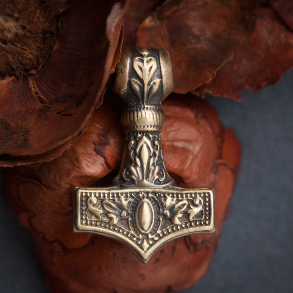 Mjolnir-pendant