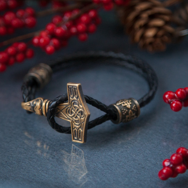 pagan-bracelet