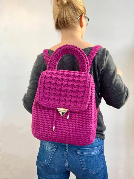 Crochet Mini Backpack With Chain.women's Bag With Backpack 