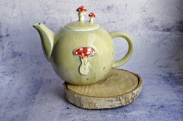 Amanita mushroom teapot 735ml, handmade ceramic kettle 25oz