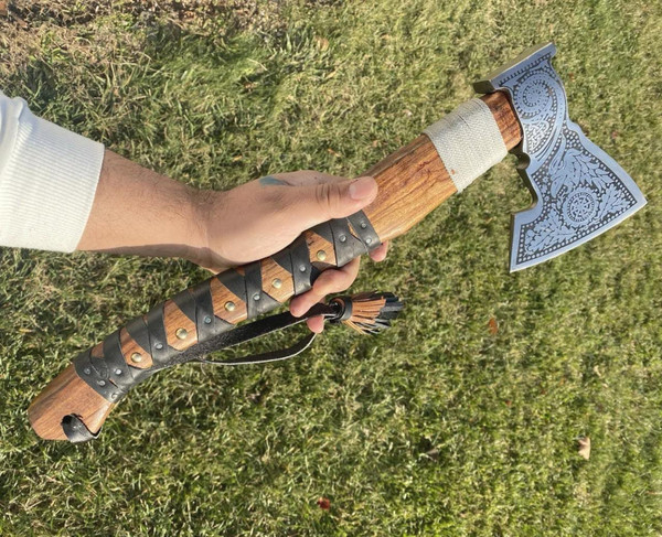 Custom Handmade steel Axes.jpeg