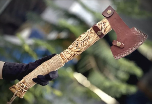 Best Custom Handmade Tomahawk Hunting Axe.jpeg