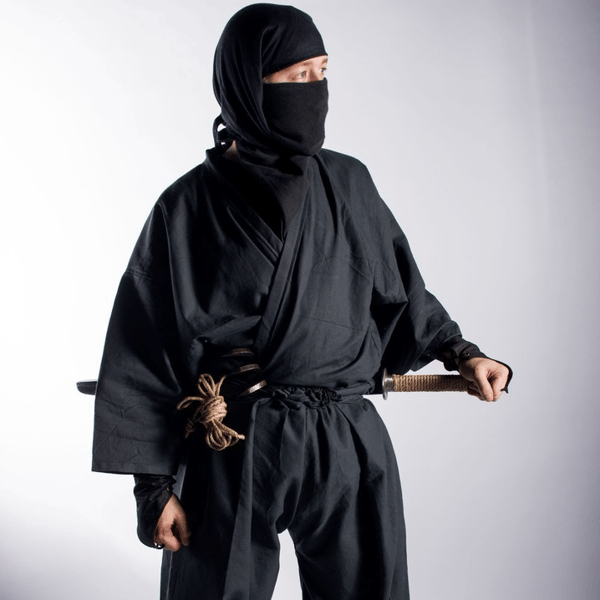 Iga-shozoku - ninja costume inspired by iga-mono - Inspire Uplift