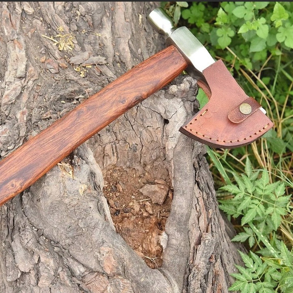 Custom Hunting Axes in usa.jpeg