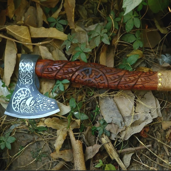 Handmade Tomahawk Axe Integral Ball Hammer Hunting Axe.jpeg