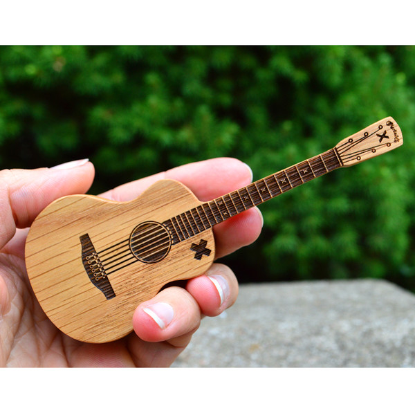 guitar shaped box for picks.jpg