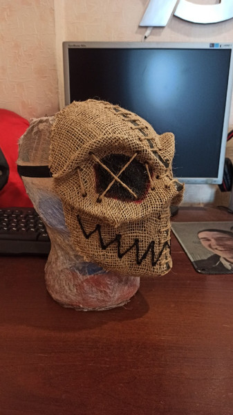 scarecrowmask6.jpg