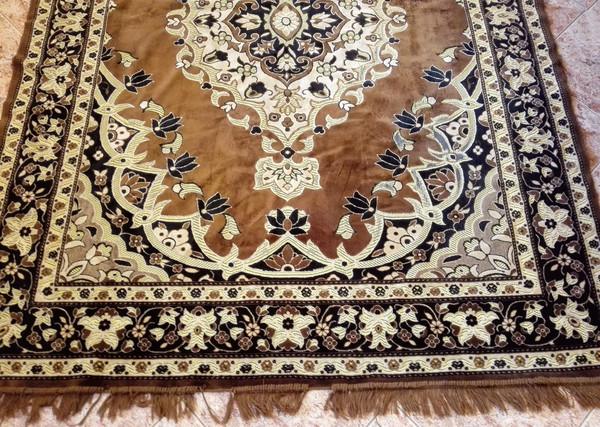 natural-vintage-wall-carpet.jpg