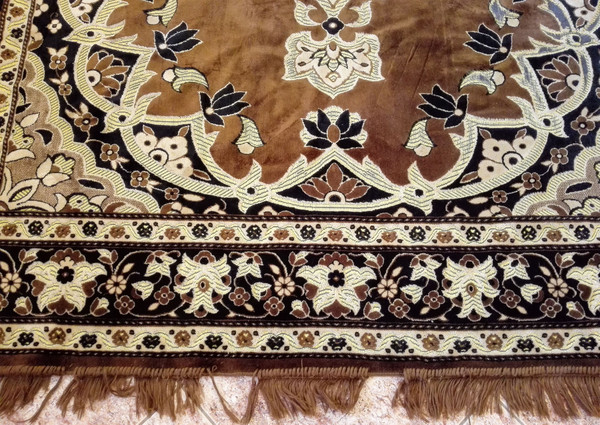 old-carpet-wool-cover-kilim.jpg