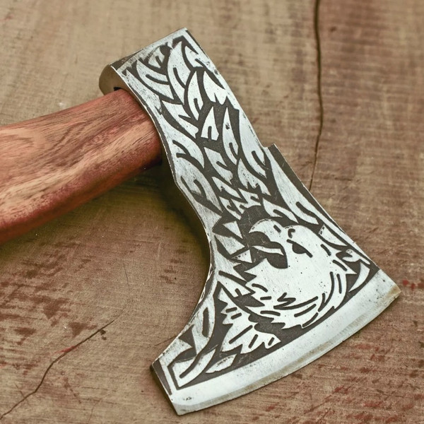 Handmade Viking Carbon Steel Tomahawk Axe Hatchet Hunting Axes.jpeg